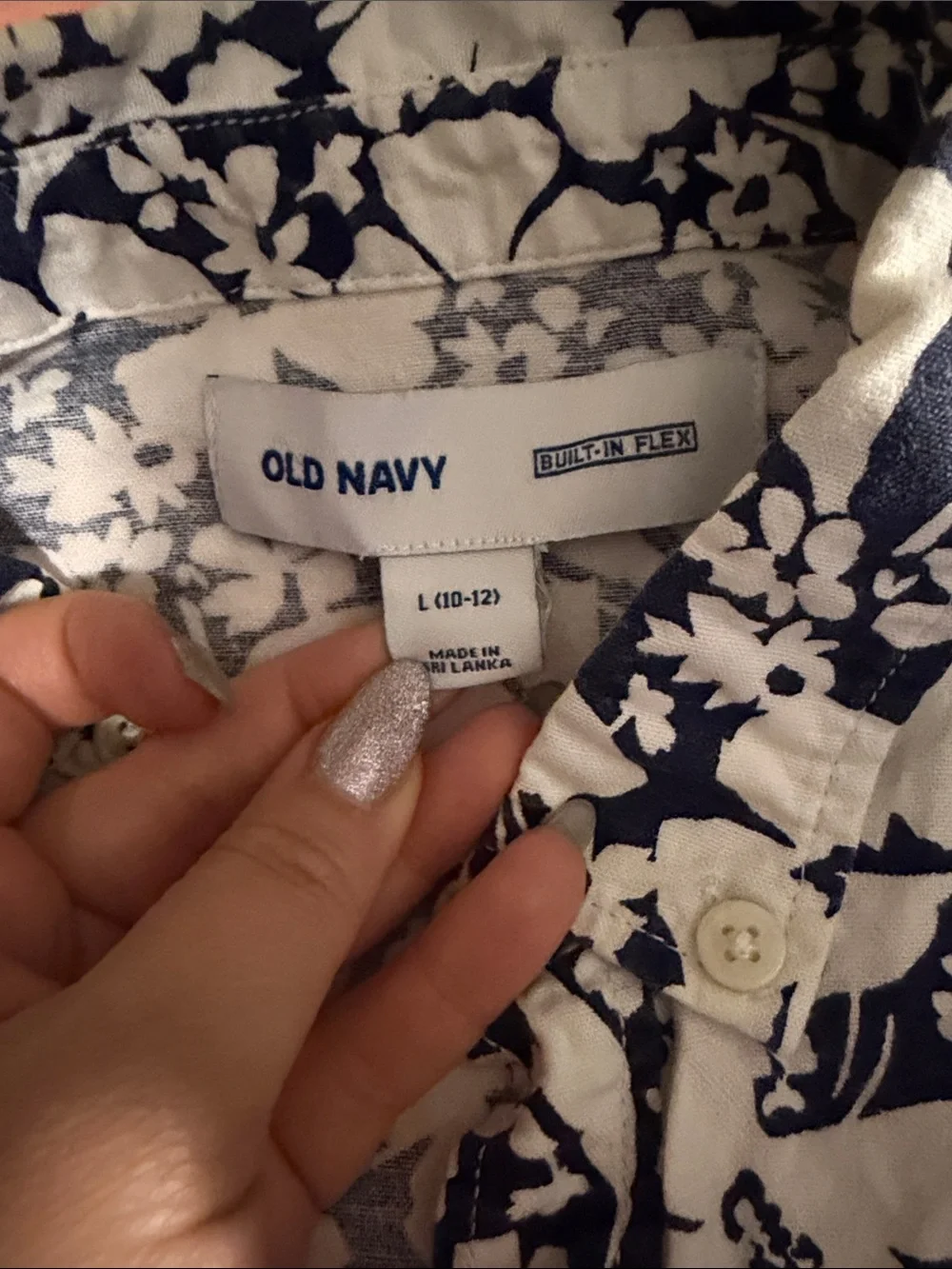 2 Boys Old Navy Collared Short Sleeve Shirts - Large